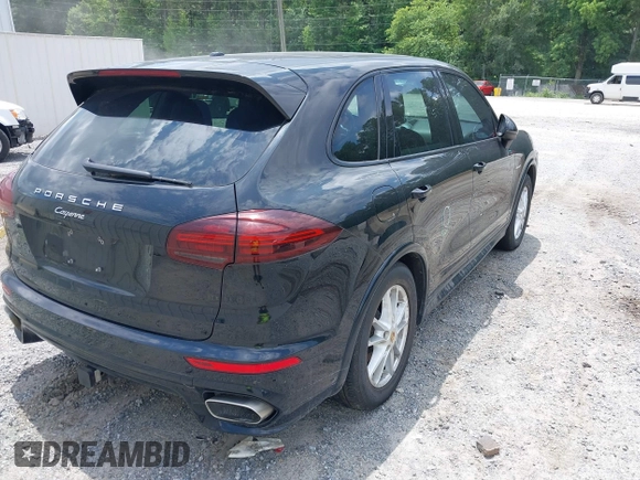 2015 Porsche Cayenne Diesel with VIN WP1AF2A21FLA43203, listed as a IAAI auction lot 42219548 with 210,000 mi miles and . Bid and sale history available at DreamBid. Image 4.