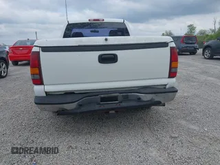 2002 Chevrolet Silverado 1500 Commercial with VIN 1GCEC14W92Z169630, listed as a IAAI auction lot 42226421 with 240,032 mi miles and . Bid and sale history available at DreamBid. Image 6.