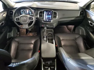 2020 Volvo XC90 Momentum with VIN YV4A221K6L1565925, listed as a Copart auction lot 82684524 with 82,367 mi miles and Salvage Title. Bid and sale history available at DreamBid. Image 8.