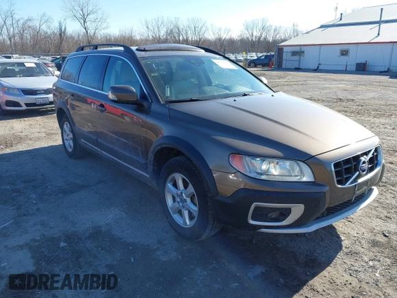 2013 Volvo XC70 3.2L with VIN YV4952BZ6D1154242, listed as a IAAI auction lot 41370020 with 190,784 mi miles and . Bid and sale history available at DreamBid. Image 1.