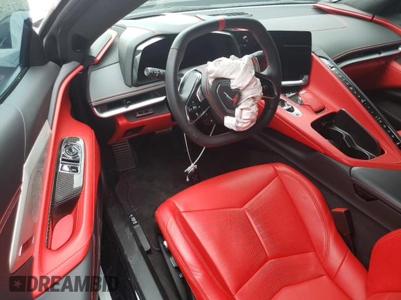 2022 Chevrolet Corvette 3LT z VIN 1G1YC2D46N5117832, wystawiony jako Copart lot #55146784 z przebiegiem 21 569 mil mil oraz Szkody całkowita. Historia ofert i sprzedaży dostępna na DreamBid. Obrazek 8.