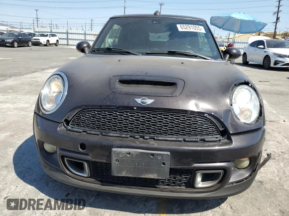 2013 MINI Convertible S with VIN WMWZP3C57DT551006, listed as a Copart auction lot 65291055 with 159,068 mi miles and Clean title. Bid and sale history available at DreamBid. Image 5.