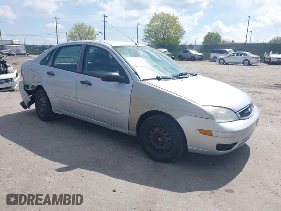 2007 Ford Focus S with VIN 1FAFP34N37W309603, listed as a IAAI auction lot 42050142 with 87,371 mi miles and . Bid and sale history available at carsss.com. Image 1.