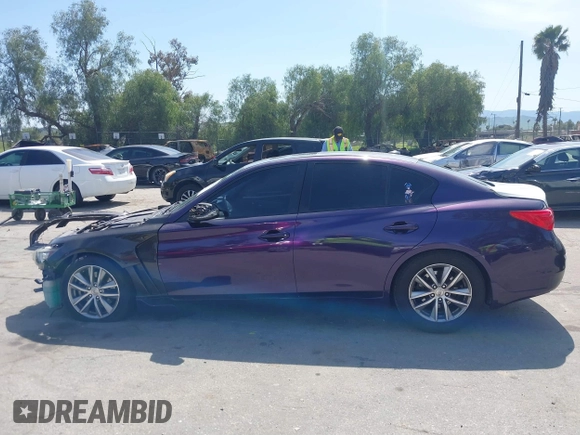 2016 Infiniti Q50 3.0t Premium with VIN JN1EV7AP5GM304586, listed as a IAAI auction lot 41841233 with 103,051 mi miles. Bid and sale history available at carsss.com. Image 15.