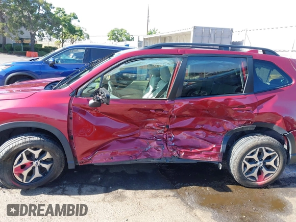 2020 Subaru Forester Premium with VIN JF2SKAGC7LH541191, listed as a IAAI auction lot 42496121 with 99,753 mi miles and . Bid and sale history available at DreamBid. Image 14.