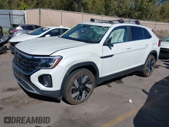 2024 Volkswagen Atlas SEL with VIN 1V2BE2CA1RC232515, listed as a IAAI auction lot 40441892 with 3,641 mi miles and . Bid and sale history available at DreamBid. Image 2.