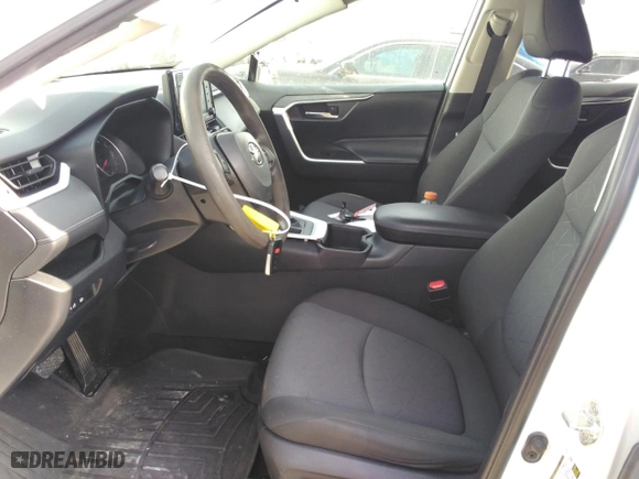 2022 Toyota RAV4 XLE with VIN 2T3W1RFV2NW205353, listed as a Copart auction lot 47679865 with 56,526 mi miles and Salvage Title. Bid and sale history available at carsss.com. Image 7.