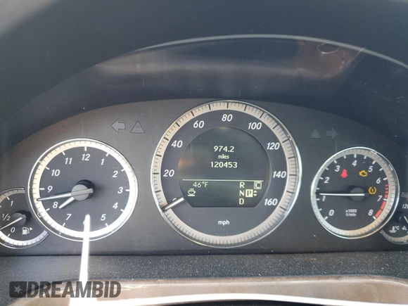2010 Mercedes-Benz E-Class E 350 Luxury with VIN WDDHF8HB3AA234513, listed as a Copart auction lot 49582785 with 120,453 mi miles and Salvage Title. Bid and sale history available at carsss.com. Image 9.