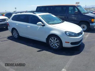 2010 Volkswagen Jetta TDI z VIN 3VWTL7AJ4AM669372, wystawiony jako IAAI lot #42379252 z przebiegiem 214 274 mil mil oraz . Historia ofert i sprzedaży dostępna na DreamBid. Obrazek 1.