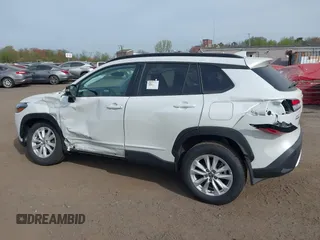 2024 Toyota Corolla Cross LE with VIN 7MUBAABG2RV114524, listed as a IAAI auction lot 42117794 with 2,781 mi miles and . Bid and sale history available at DreamBid. Image 18.