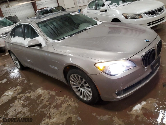 2012 BMW 7 Series 750i xDrive with VIN WBAKC6C58CC397001, listed as a Copart auction lot 84735184 with 68,875 mi miles and Clean Title. Bid and sale history available at carsss.com. Image 4.