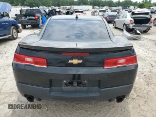 2015 Chevrolet Camaro LS z VIN 2G1FB1E32F9229252, wystawiony jako Copart lot #59975425 z przebiegiem 84 839 mil mil oraz Czysty tytuł • Clean title. Historia ofert i sprzedaży dostępna na DreamBid. Obrazek 6.