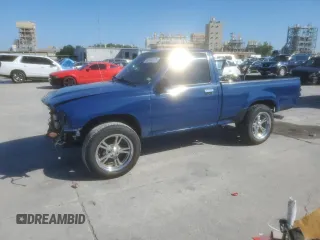 1994 Toyota Pickup z VIN 4TARN81A2RZ166166, wystawiony jako Copart lot #56743135 z przebiegiem 203 125 mil mil oraz Szkoda całkowita • Salvage title. Historia ofert i sprzedaży dostępna na DreamBid. Obrazek 1.