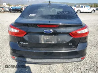 2014 Ford Focus SE with VIN 1FADP3F21EL231542, listed as a Copart auction lot 52360035 with 183,853 mi miles and Clean Title. Bid and sale history available at carsss.com. Image 6.