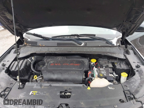 2018 Jeep Compass Latitude with VIN 3C4NJDBB7JT373582, listed as a IAAI auction lot 41728122 with 111,411 mi miles. Bid and sale history available at carsss.com. Image 10.