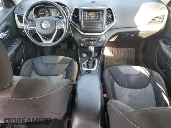 2014 Jeep Cherokee Latitude z VIN 1C4PJMCBXEW284645, wystawiony jako Copart lot #58838355 z przebiegiem 131 631 mil mil oraz Szkoda całkowita • Salvage title. Historia ofert i sprzedaży dostępna na DreamBid. Obrazek 8.