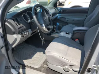 2013 Toyota Tacoma with VIN 3TMLU4EN8DM110455, listed as a Copart auction lot 60252235 with 119,702 mi miles and Salvage title. Bid and sale history available at DreamBid. Image 7.