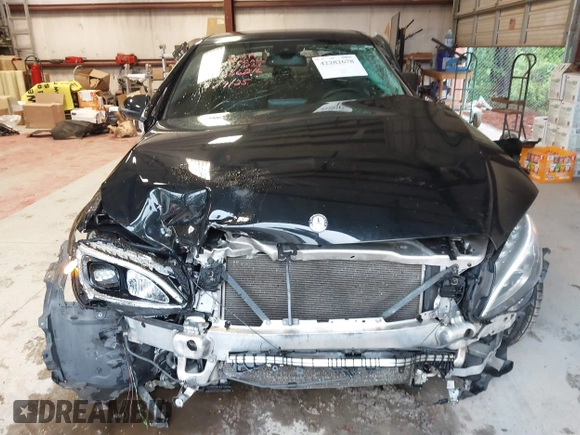 2016 Mercedes-Benz C 300 Luxury with VIN 55SWF4KB3GU096800, listed as a IAAI auction lot 42282678 with 112,486 mi miles and . Bid and sale history available at DreamBid. Image 13.
