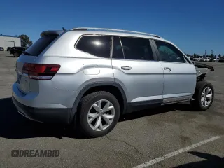 2018 Volkswagen Atlas SE with VIN 1V2DR2CA8JC546213, listed as a Copart auction lot 50078235 with 85,815 mi miles and Salvage title. Bid and sale history available at DreamBid. Image 3.