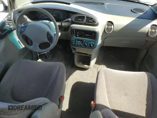 1999 Dodge Caravan SE with VIN 1B4GP44G5XB904043, listed as a Copart auction lot 77331804 with 105,141 mi miles and Clean Title. Bid and sale history available at carsss.com. Image 8.