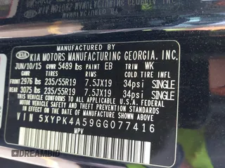 2016 Kia Sorento SX with VIN 5XYPK4A59GG077416, listed as a IAAI auction lot 41815487 with 106,632 mi miles. Bid and sale history available at carsss.com. Image 9.