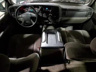 2004 Chevrolet Tahoe Special Service with VIN 1GNEK13V84J222418, listed as a Copart auction lot 85980244 with 254,907 mi miles and Salvage Title. Bid and sale history available at carsss.com. Image 8.