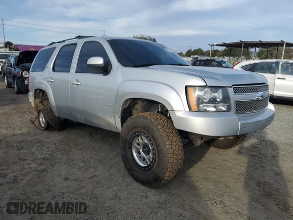 2012 Chevrolet Tahoe LT z VIN 1GNSKBE04CR162079, wystawiony jako Copart lot #44266775 z przebiegiem 114 873 mil mil oraz Szkoda całkowita • Salvage title. Historia ofert i sprzedaży dostępna na DreamBid. Obrazek 4.