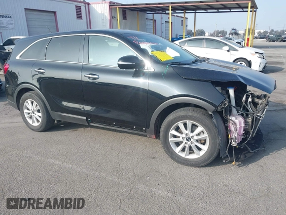 2019 Kia Sorento LX with VIN 5XYPG4A30KG583001, listed as a IAAI auction lot 41225400 with 77,881 mi miles. Bid and sale history available at carsss.com. Image 14.