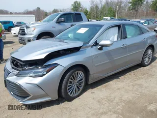 2019 Toyota Avalon Limited Hybrid z VIN 4T1B21FB9KU007974, wystawiony jako IAAI lot #42112574 z przebiegiem 45 708 mil mil oraz . Historia ofert i sprzedaży dostępna na DreamBid. Obrazek 2.