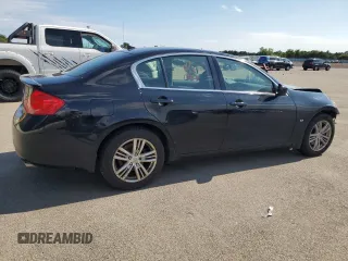 2015 Infiniti Q40 with VIN JN1CV6AR1FM523918, listed as a Copart auction lot 58383294 with 90,582 mi miles and Salvage Title. Bid and sale history available at carsss.com. Image 3.