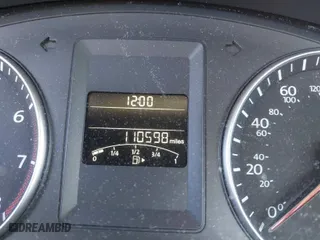 2014 Volkswagen Jetta Sedan SE with VIN 3VWD17AJ0EM378707, listed as a IAAI auction lot 41645024 with 110,598 mi miles. Bid and sale history available at carsss.com. Image 7.