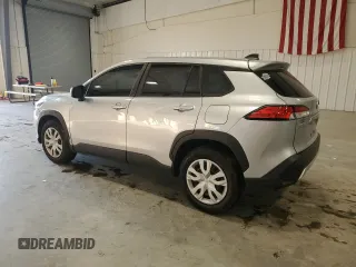 2023 Toyota Corolla Cross L with VIN 7MUAAAAG3PV043568, listed as a Copart auction lot 44022615 with 39,403 mi miles and Clean title. Bid and sale history available at DreamBid. Image 2.