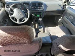 2001 Nissan Xterra XE z VIN 5N1ED28T51C513390, wystawiony jako Copart lot #85260414 z przebiegiem 218 377 mil mil oraz Szkoda całkowita • Salvage title. Historia ofert i sprzedaży dostępna na DreamBid. Obrazek 8.