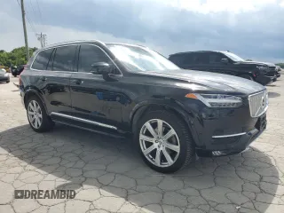 2019 Volvo XC90 Inscription z VIN YV4A22PL3K1506121, wystawiony jako Copart lot #56918545 z przebiegiem 113 103 mil mil oraz Szkody całkowita. Historia ofert i sprzedaży dostępna na DreamBid. Obrazek 4.