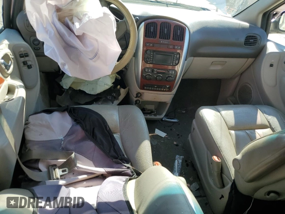 2006 Chrysler Town & Country LWB Touring with VIN 2A4GP54L66R689045, listed as a Copart auction lot 77197064 with 301,778 mi miles and Salvage Title. Bid and sale history available at carsss.com. Image 8.