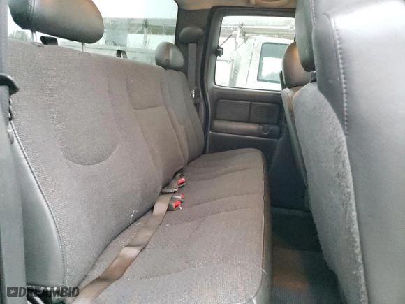 2003 Chevrolet Silverado 1500 LS with VIN 2GCEC19X531188820, listed as a Copart auction lot 89320035 with 260,051 mi miles and Salvage Title. Bid and sale history available at carsss.com. Image 10.