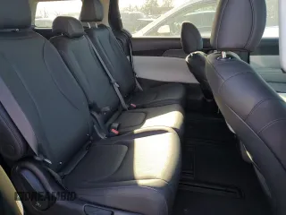 2024 Kia Carnival LX with VIN KNDNB4H32R6432704, listed as a Copart auction lot 84153374 with 9,137 mi miles and Salvage Title. Bid and sale history available at carsss.com. Image 11.