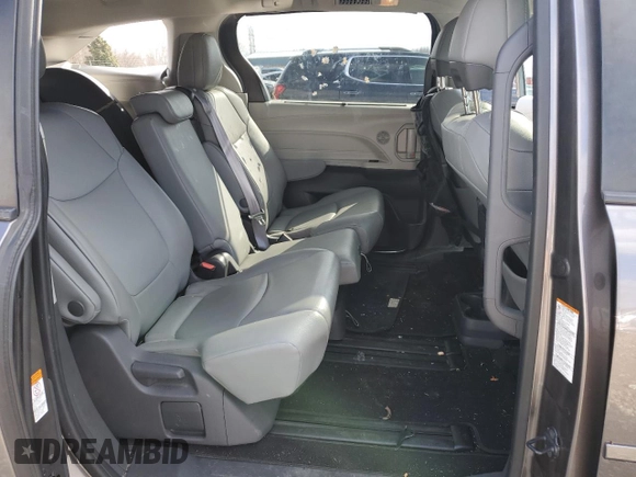 2021 Toyota Sienna XLE with VIN 5TDYRKEC1MS072223, listed as a Copart auction lot 45282985 with 81,311 mi miles and Salvage Title. Bid and sale history available at DreamBid. Image 11.