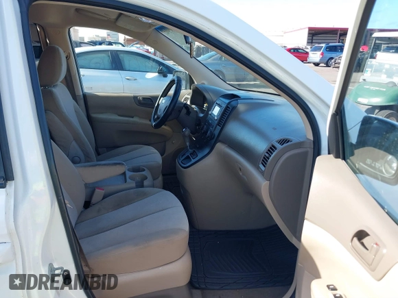 2011 Kia Sedona LX with VIN KNDMG4C77B6376157, listed as a IAAI auction lot 41787592 with 126,932 mi miles. Bid and sale history available at carsss.com. Image 5.