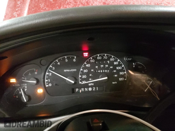 1999 Ford Explorer XL z VIN 1FMZU34X3XUB61123, wystawiony jako Copart lot #42259585 z przebiegiem 148 382 mil mil oraz Szkoda całkowita • Salvage title. Historia ofert i sprzedaży dostępna na DreamBid. Obrazek 9.