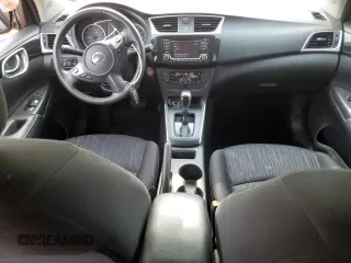 2018 Nissan Sentra SV z VIN 3N1AB7AP2JY242513, wystawiony jako Copart lot #54085325 z przebiegiem 75 502 mil mil oraz Szkoda całkowita • Salvage title. Historia ofert i sprzedaży dostępna na DreamBid. Obrazek 8.