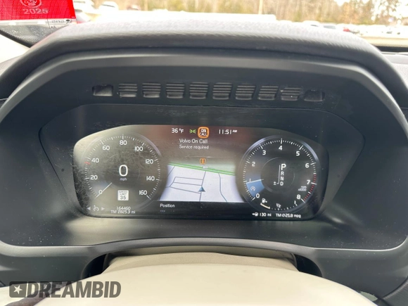 2017 Volvo XC90 Momentum with VIN YV4A22PK4H1122879, listed as a Copart auction lot 46342695 with 164,460 mi miles and Clean Title. Bid and sale history available at carsss.com. Image 8.