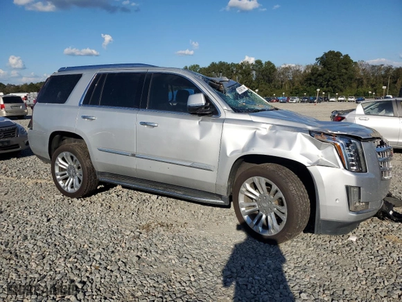 2019 Cadillac Escalade Luxury with VIN 1GYS3BKJ7KR188056, listed as a Copart auction lot 74246114 with 147,905 mi miles and Salvage Title. Bid and sale history available at carsss.com. Image 4.