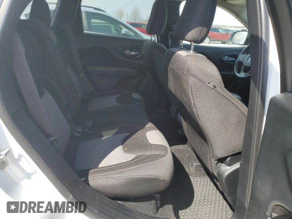 2014 Jeep Cherokee Altitude with VIN 1C4PJMCB5EW282205, listed as a Copart auction lot 53421125 with 185,915 mi miles and Clean Title. Bid and sale history available at carsss.com. Image 11.