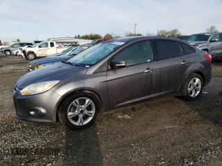2014 Ford Focus SE with VIN 1FADP3F24EL312227, listed as a Copart auction lot 49362155 with 195,440 mi miles and Clean Title. Bid and sale history available at carsss.com. Image 1.