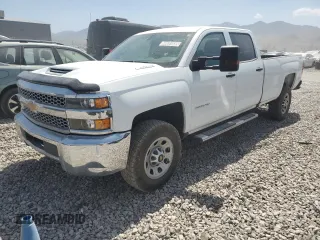 2019 Chevrolet Silverado 3500HD Work Truck with VIN 1GC4KVCY6KF224383, listed as a Copart auction lot 60697835 with 102,272 mi miles and Clean title. Bid and sale history available at DreamBid. Image 1.