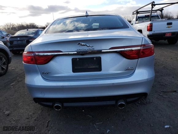 2016 Jaguar XF 35t Prestige with VIN SAJBK4BV7GCY16202, listed as a Copart auction lot 87995655 with 47,283 mi miles and Salvage Title. Bid and sale history available at carsss.com. Image 6.