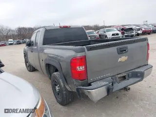 2008 Chevrolet Silverado 1500 Work Truck with VIN 1GCEC19X88Z192472, listed as a IAAI auction lot 41750884 with 191,650 mi miles. Bid and sale history available at carsss.com. Image 3.