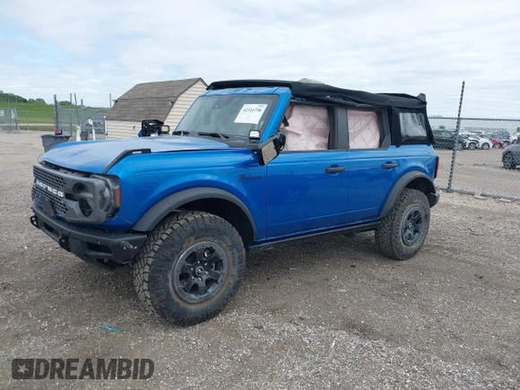 2021 Ford Bronco z VIN 1FMEE5DHXMLA78970, wystawiony jako IAAI lot #42316756 z przebiegiem 35 668 mil mil oraz . Historia ofert i sprzedaży dostępna na DreamBid. Obrazek 2.