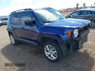 2017 Jeep Renegade Latitude z VIN ZACCJBBB8HPG59308, wystawiony jako IAAI lot #42058141 z przebiegiem 175 912 mil mil oraz . Historia ofert i sprzedaży dostępna na DreamBid. Obrazek 1.